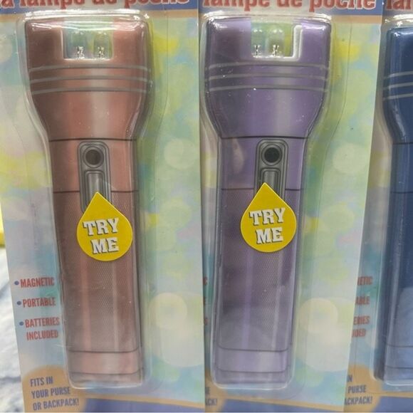 Magnetic thin flat flashlight -  - 1 Flashlight Only Hot Pink Left! - Picture 9 of 11